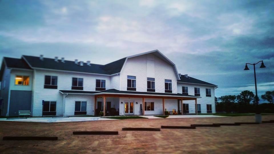 Lakes Inn At Dunvilla Экстерьер фото